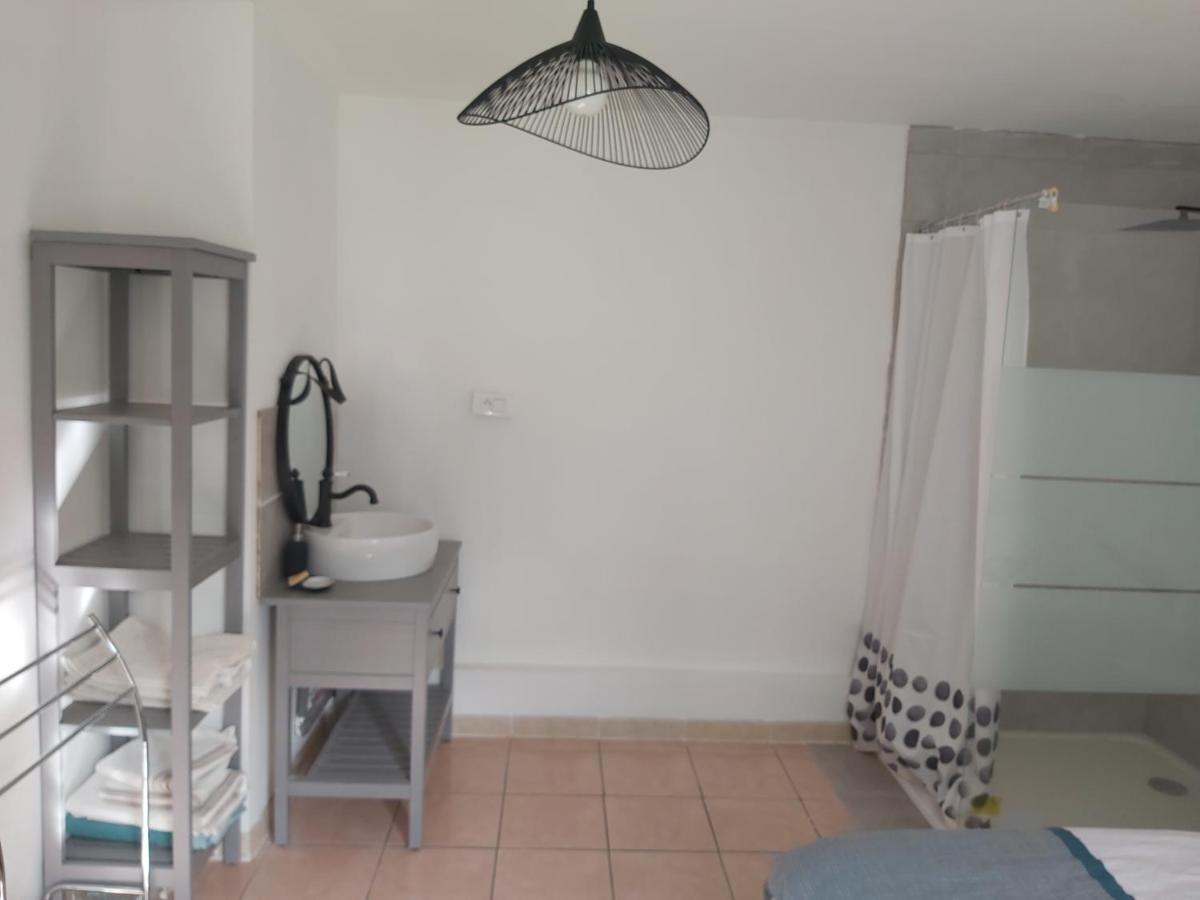 Appartement Esprit nature à Caderousse Extérieur photo
