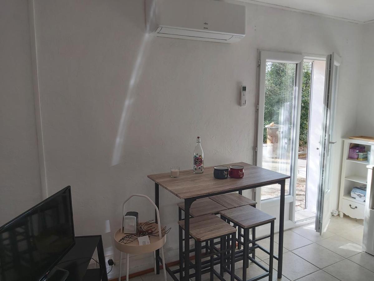 Appartement Esprit nature à Caderousse Extérieur photo